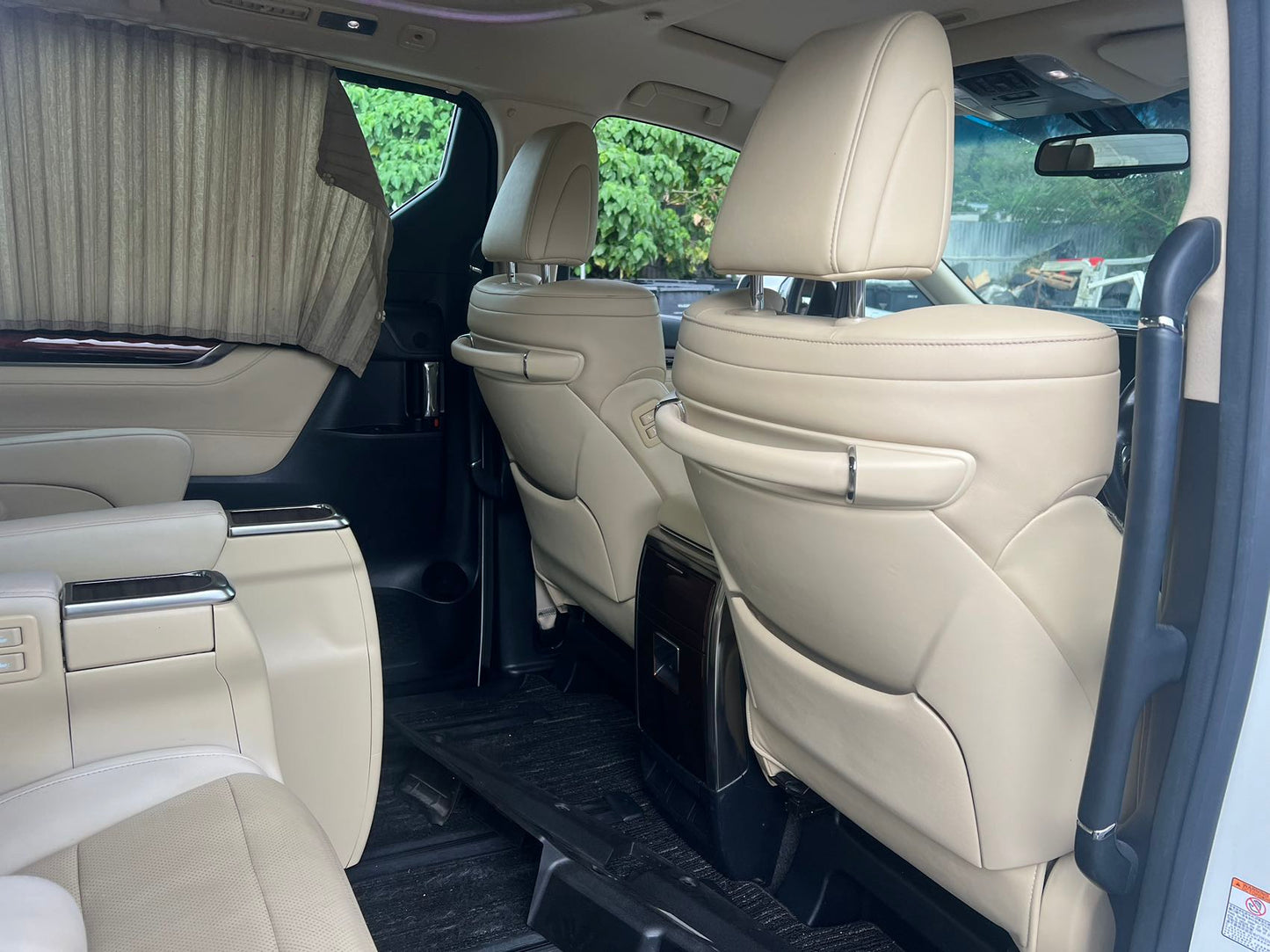 ALPHARD (Y'2016 O'1 KM'86,399 WHITE AT)