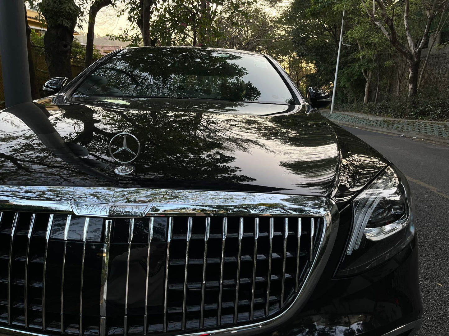 S320 (Y'2016 O'1 KM'30,000 BLACK AT)