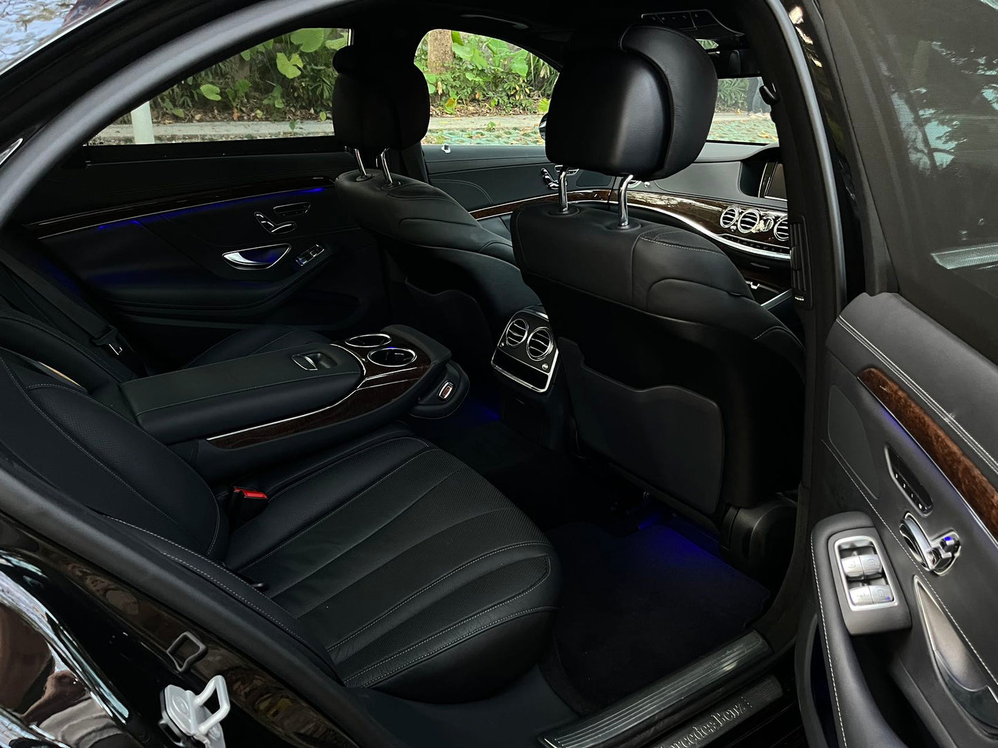 S320 (Y'2016 O'1 KM'30,000 BLACK AT)