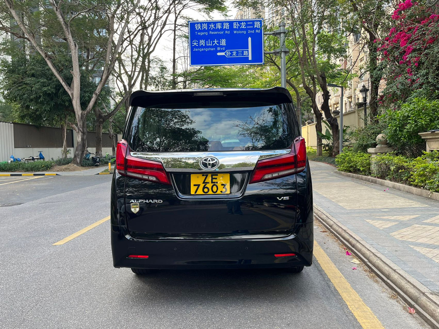ALPHARD (Y'2020 O'1 KM'60,000 BLACK AT)