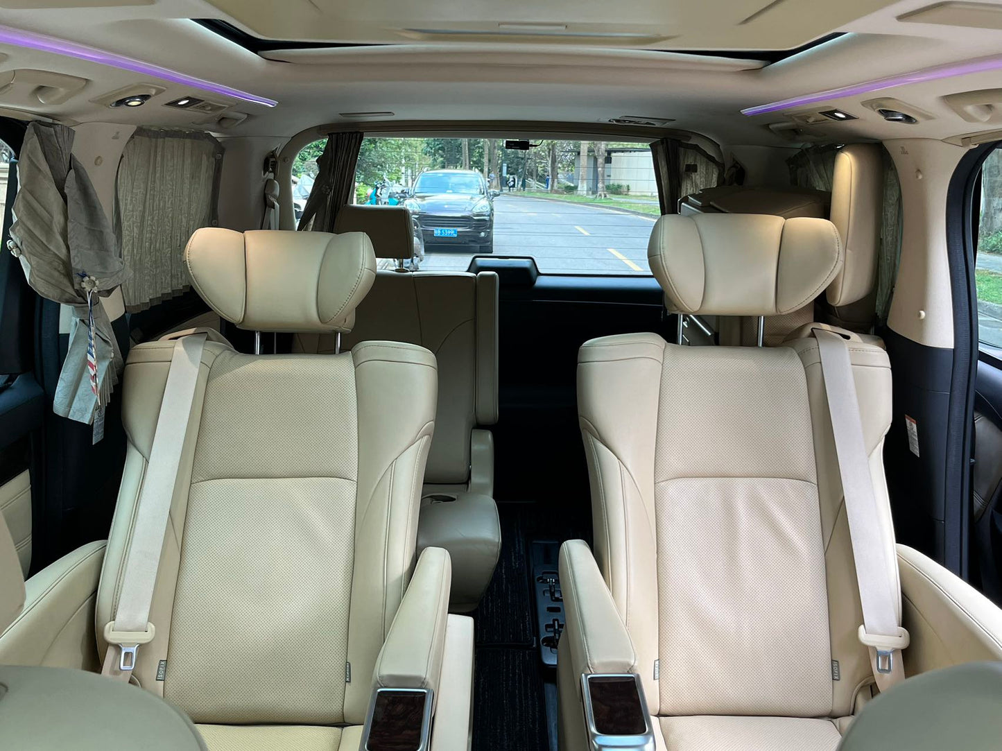 ALPHARD (Y'2020 O'1 KM'60,000 BLACK AT)
