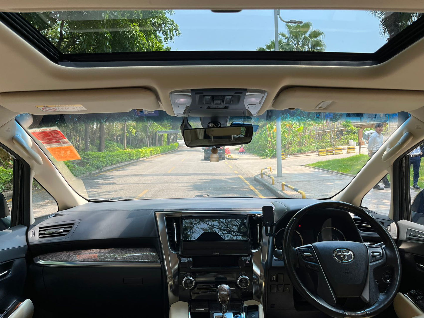 ALPHARD (Y'2019 O'1 KM'70,000 BLACK AT)