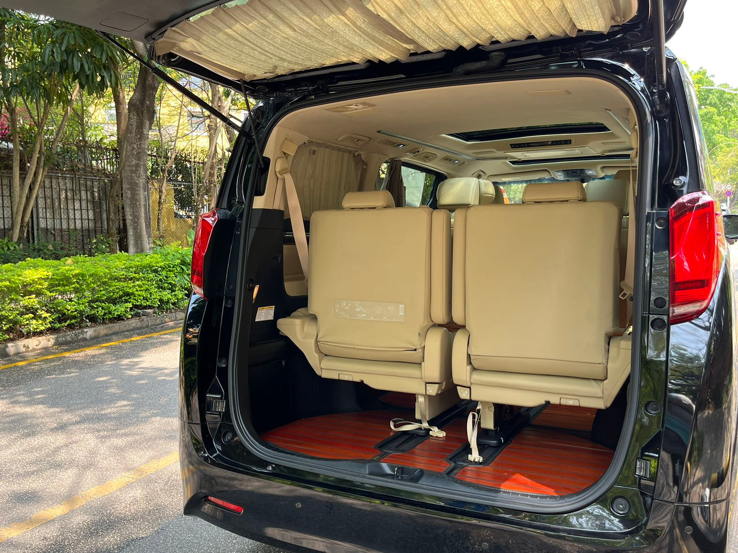 ALPHARD (Y'2019 O'1 KM'70,000 BLACK AT)