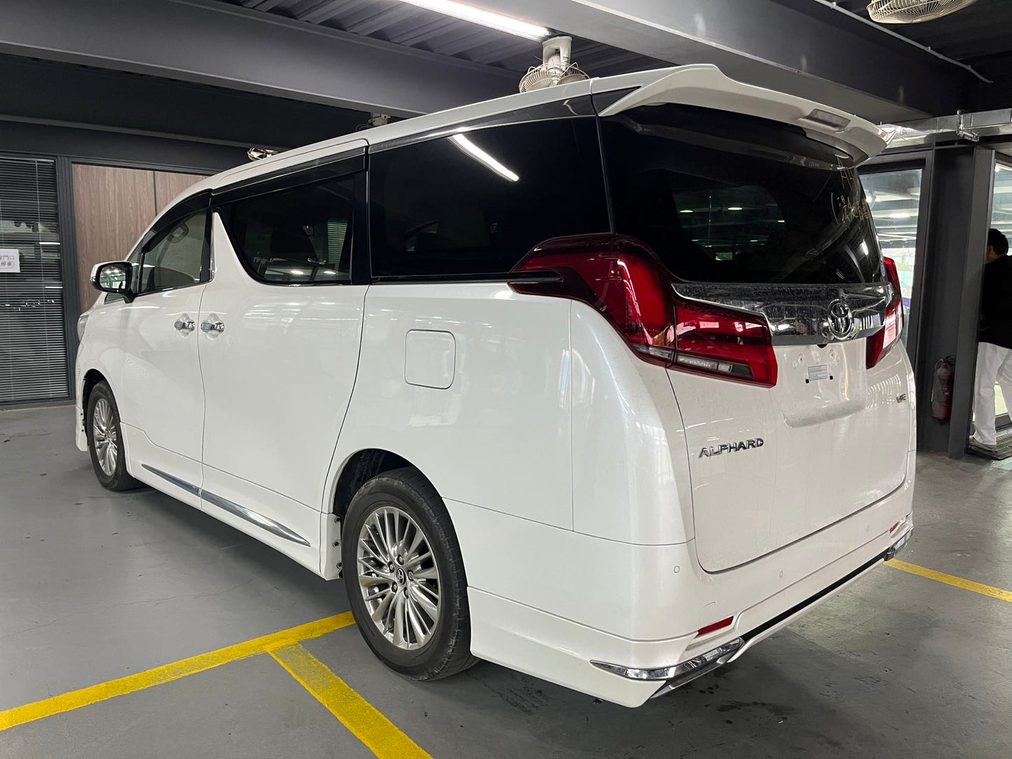 ALPHARD (Y'2018 O'1 KM'56,000 WHITE AT)