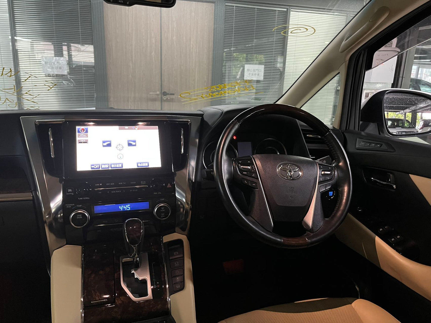 ALPHARD (Y'2018 O'1 KM'56,000 WHITE AT)