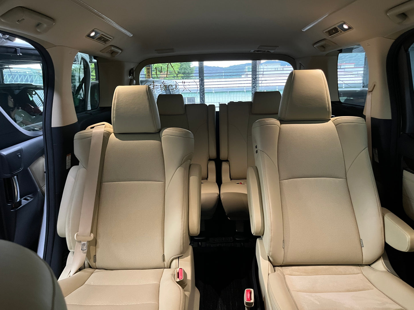 ALPHARD (Y'2018 O'1 KM'56,000 WHITE AT)