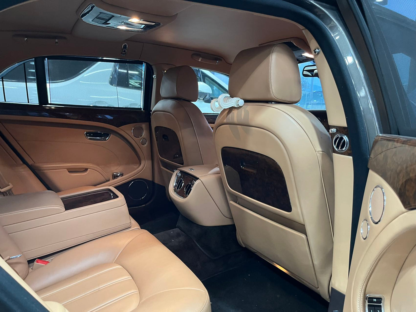 MULSANNE (Y'2012 O'1 KM'28,000 AT)