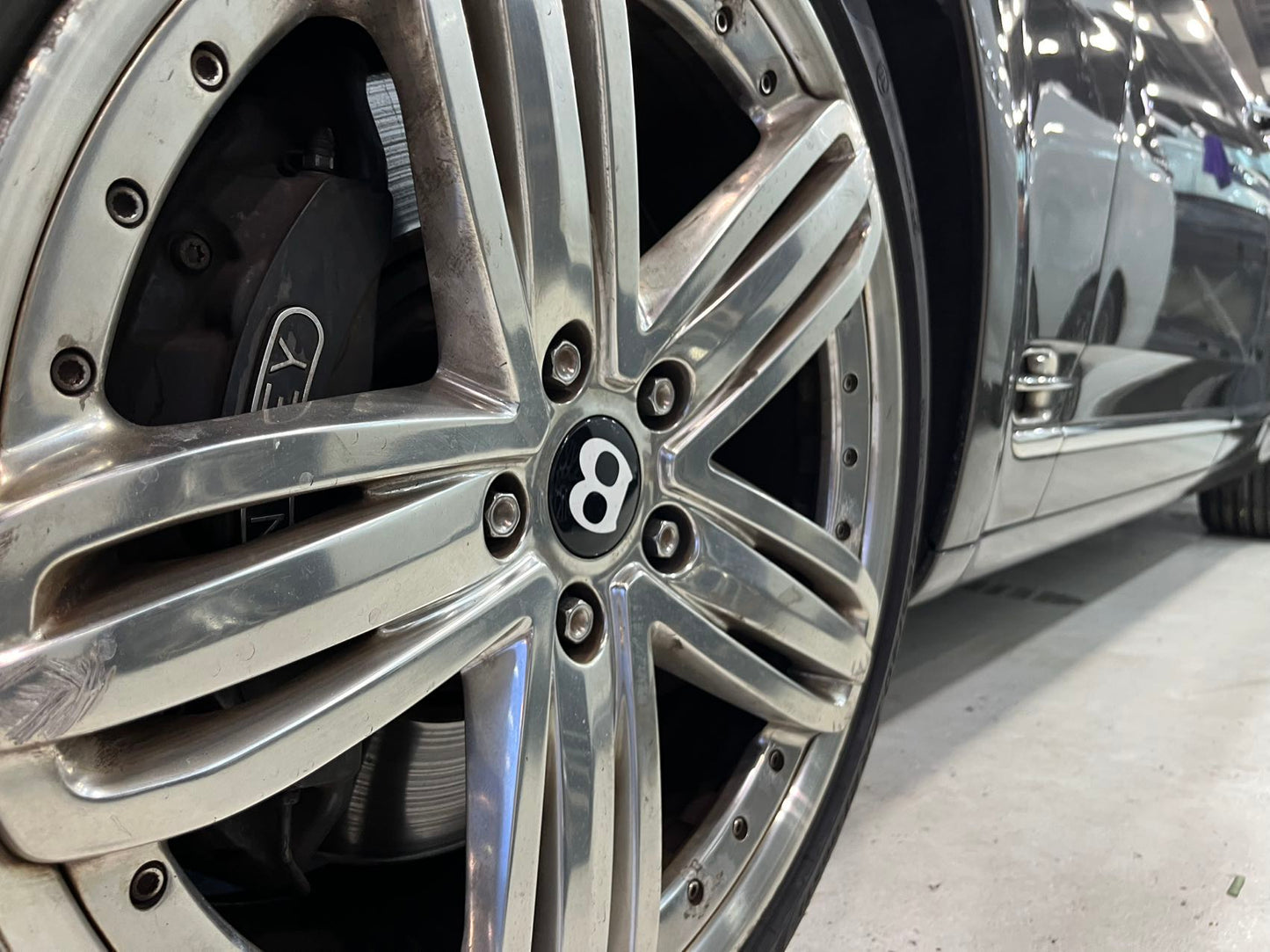 MULSANNE (Y'2012 O'1 KM'28,000 AT)