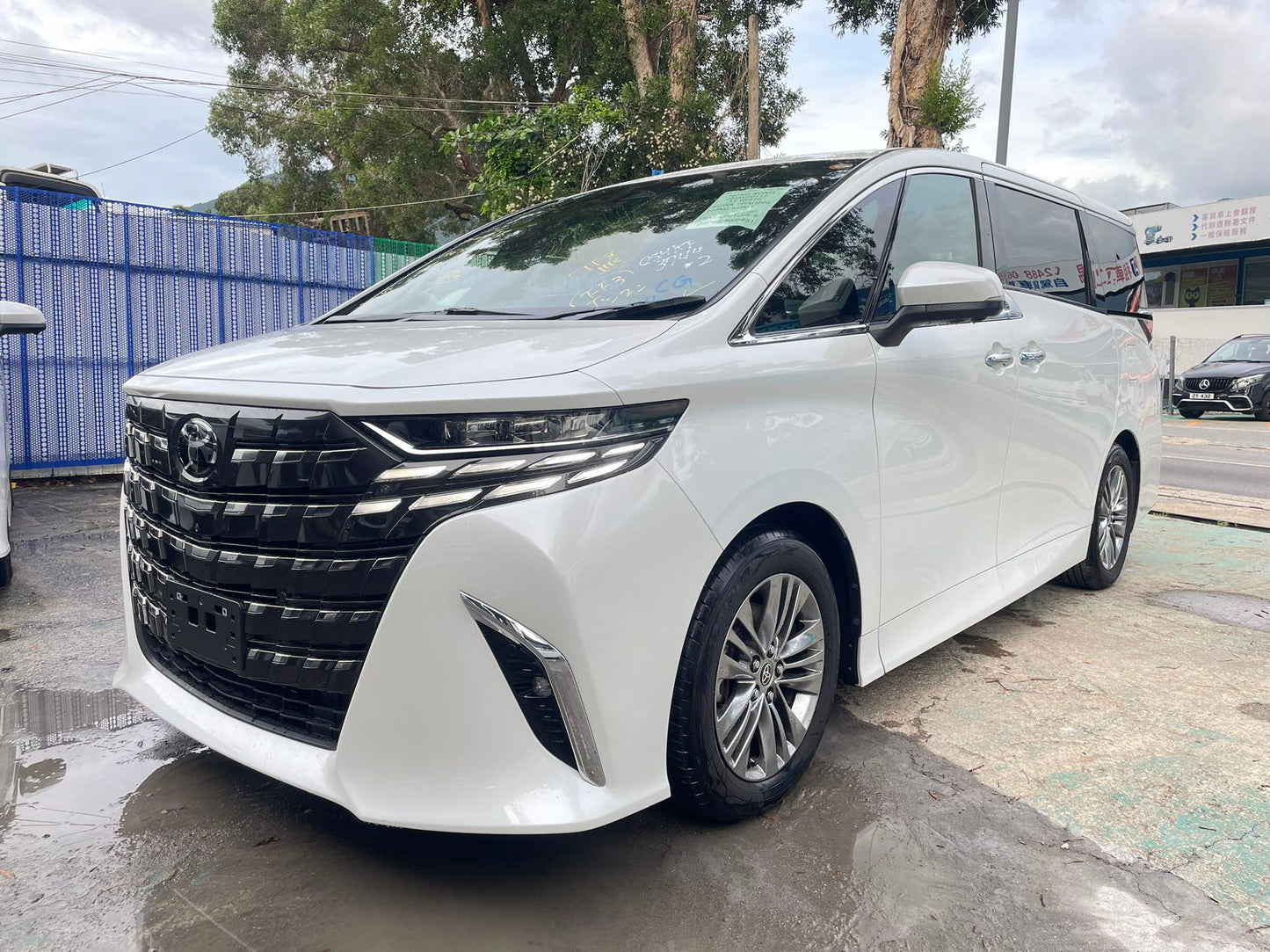 ALPHARD (Y'2024 O'0 KM'1,035 WHITE AT)