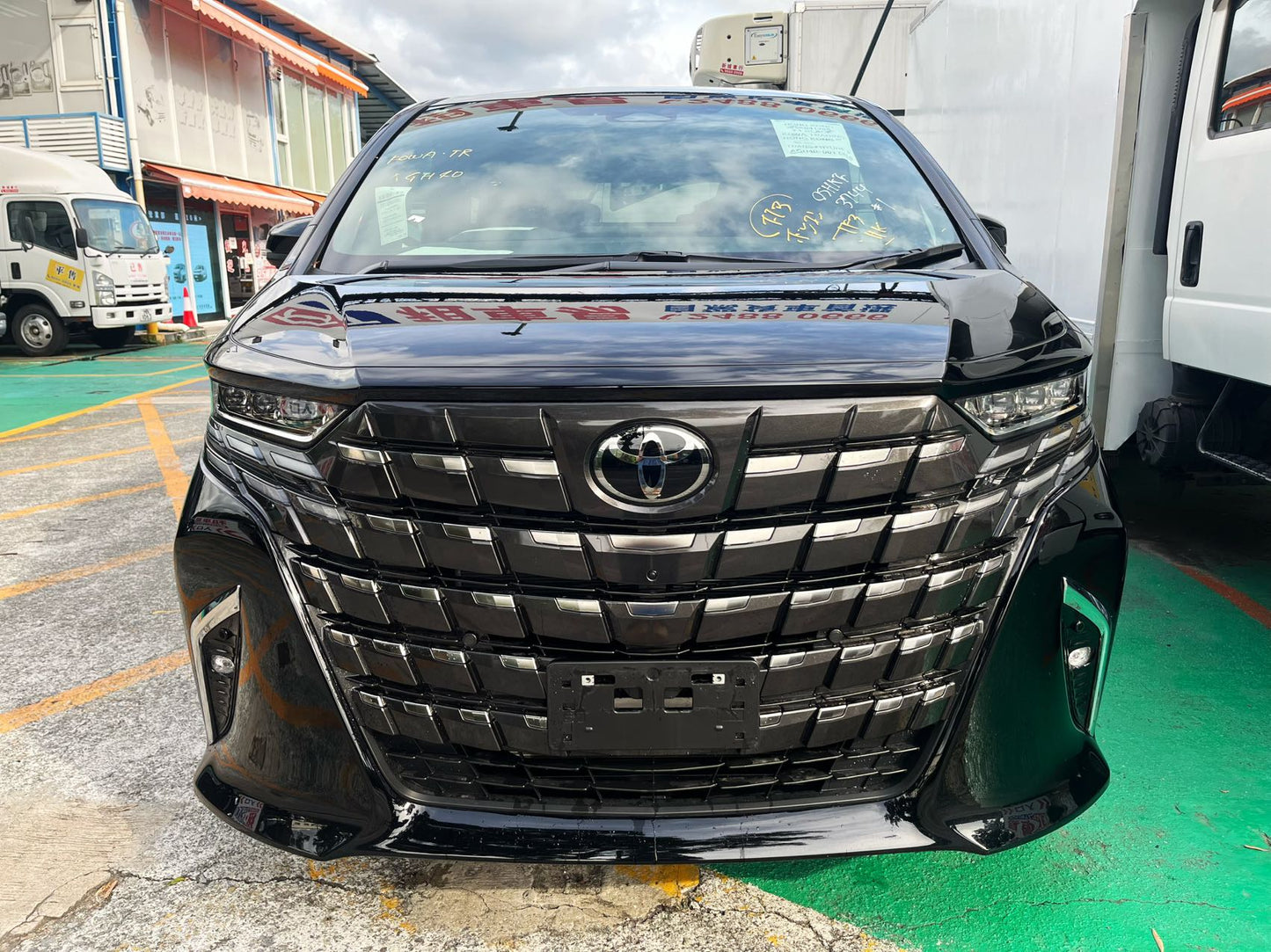 ALPHARD (Y'2024 O'0 KM'1,330 BLACK AT)