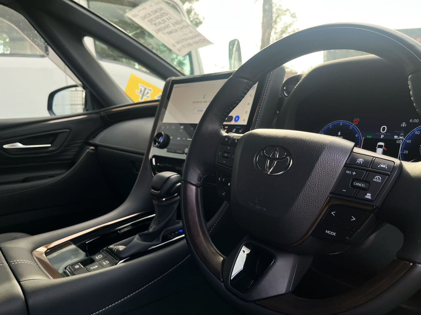 ALPHARD (Y'2024 O'0 KM'1,330 BLACK AT)