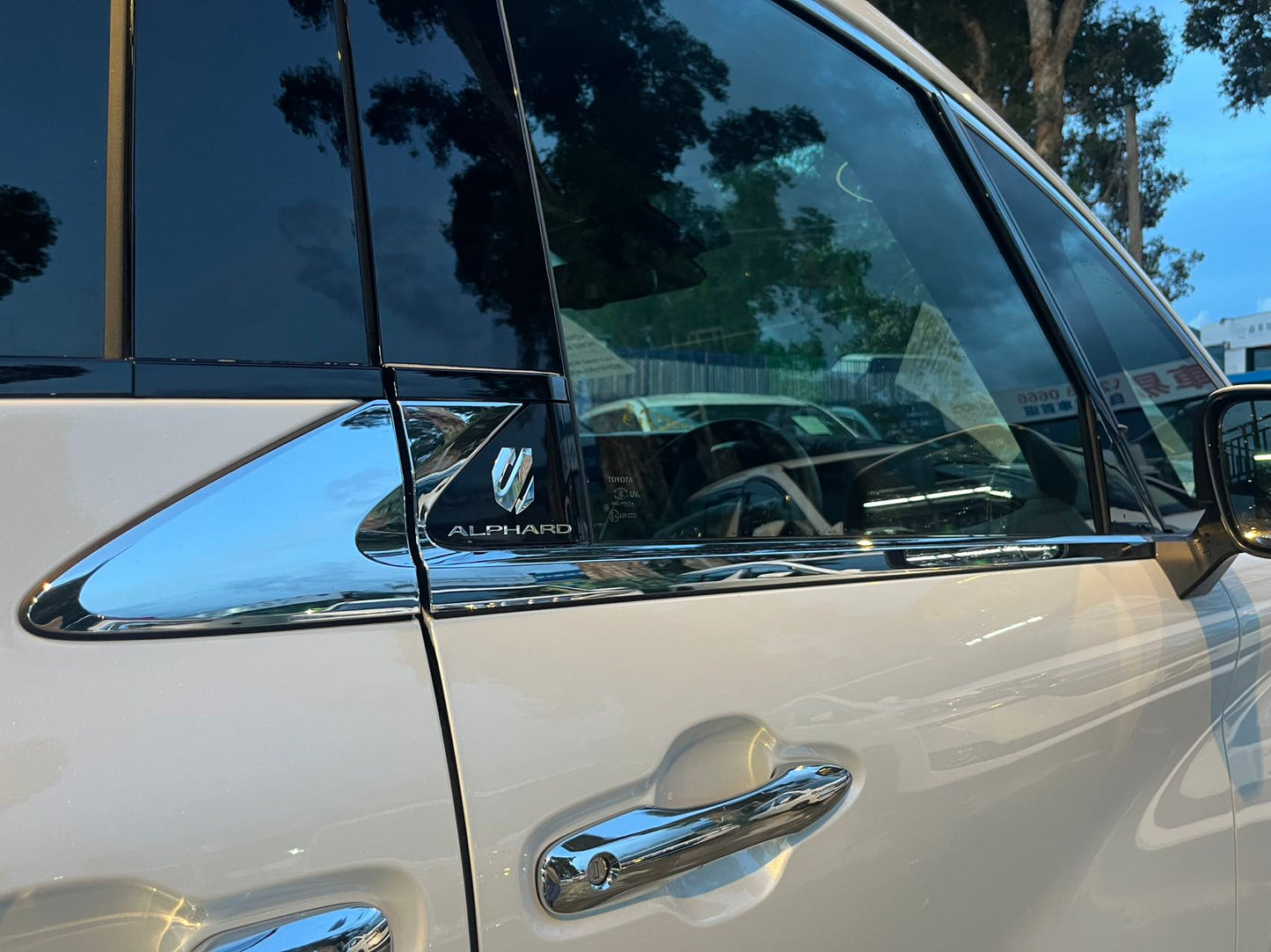 ALPHARD (Y'2024 O'0 KM'5,279 WHITE AT)