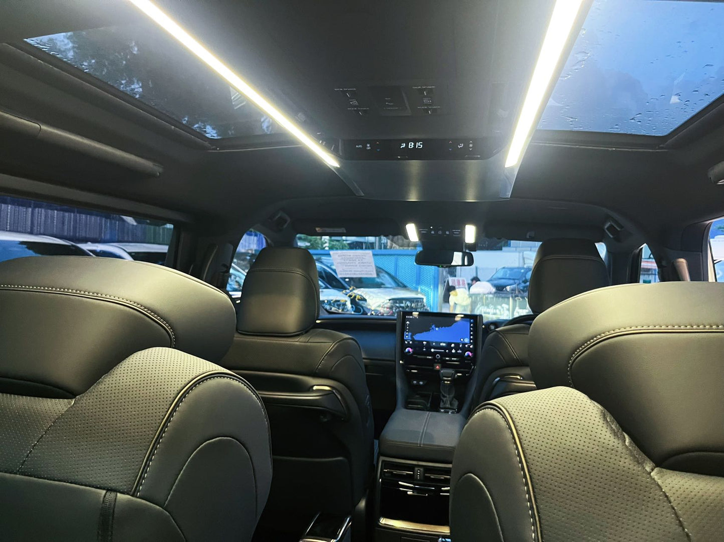 ALPHARD (Y'2024 O'0 KM'5,279 WHITE AT)