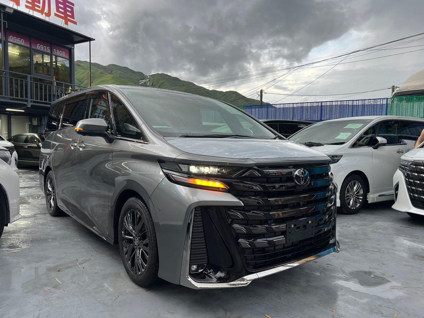 VELLFIRE (Y'2025 O'0 KM'18 GRAY AT)