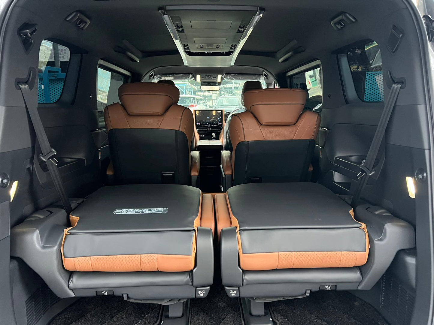 VELLFIRE (Y'2025 O'0 KM'18 GRAY AT)