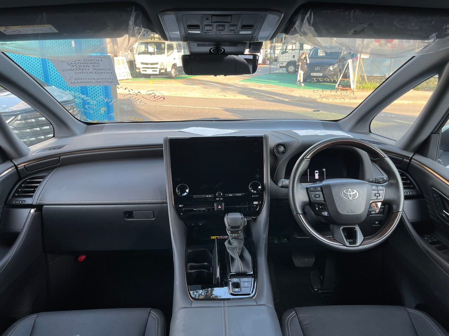 ALPHARD (Y'2024 O'0 KM'2,113 WHITE AT)