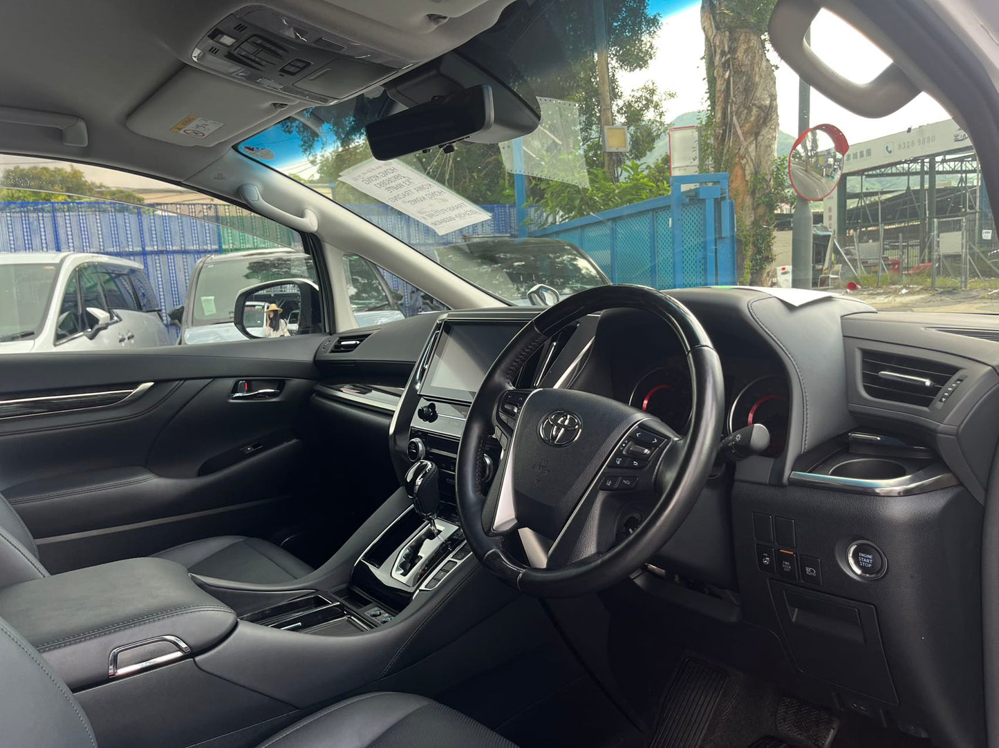 ALPHARD (Y'2020 O'0 KM'33,132 WHITE AT)
