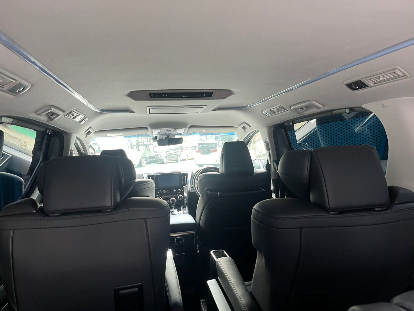 ALPHARD (Y'2020 O'0 KM'33,132 WHITE AT)