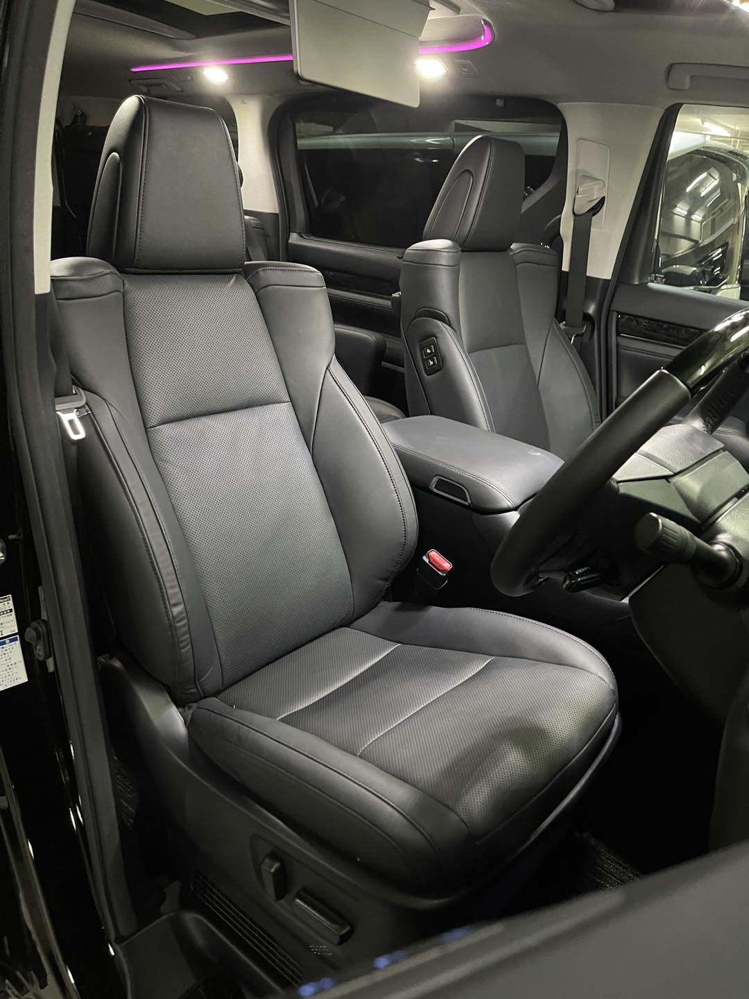 ALPHARD HYBRID SRC (Y'2021 BLACK AT)