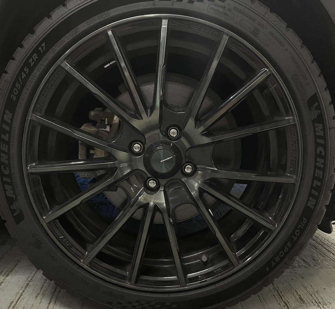 MX5 ROADSTER RF (Y'2017 GREY AT)