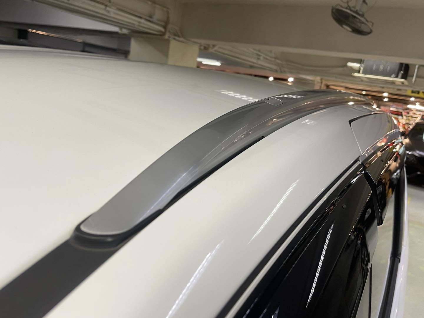 FREED HYBRID CROSSTAR (Y'2020 WHITE AT)
