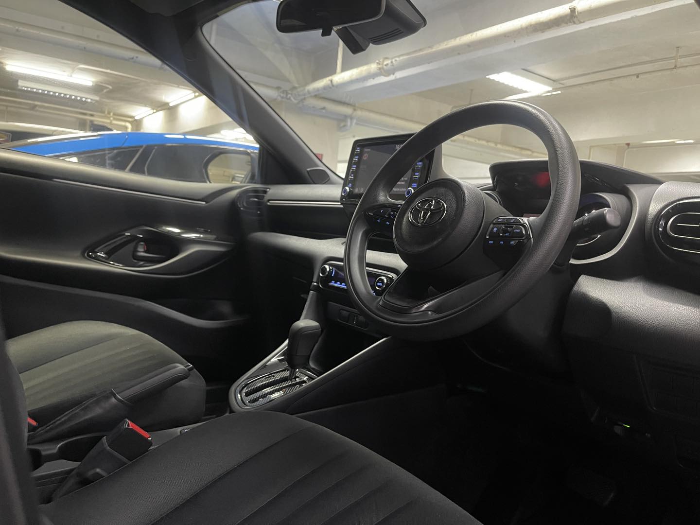 YARIS HYBRID G (Y'2020 BLACK AT)