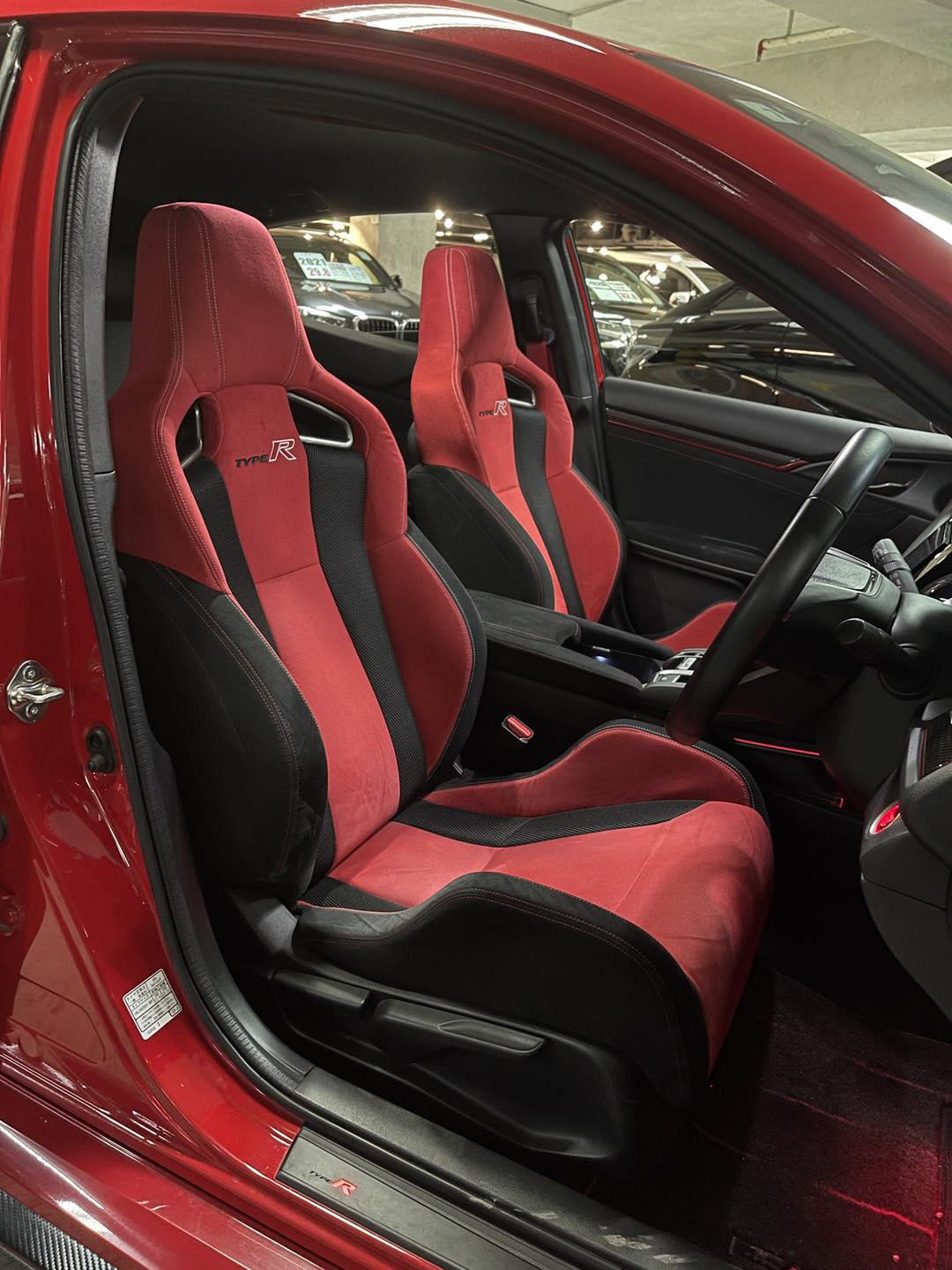 CIVIC TYPE R FK8 (Y'2018 RED MT)