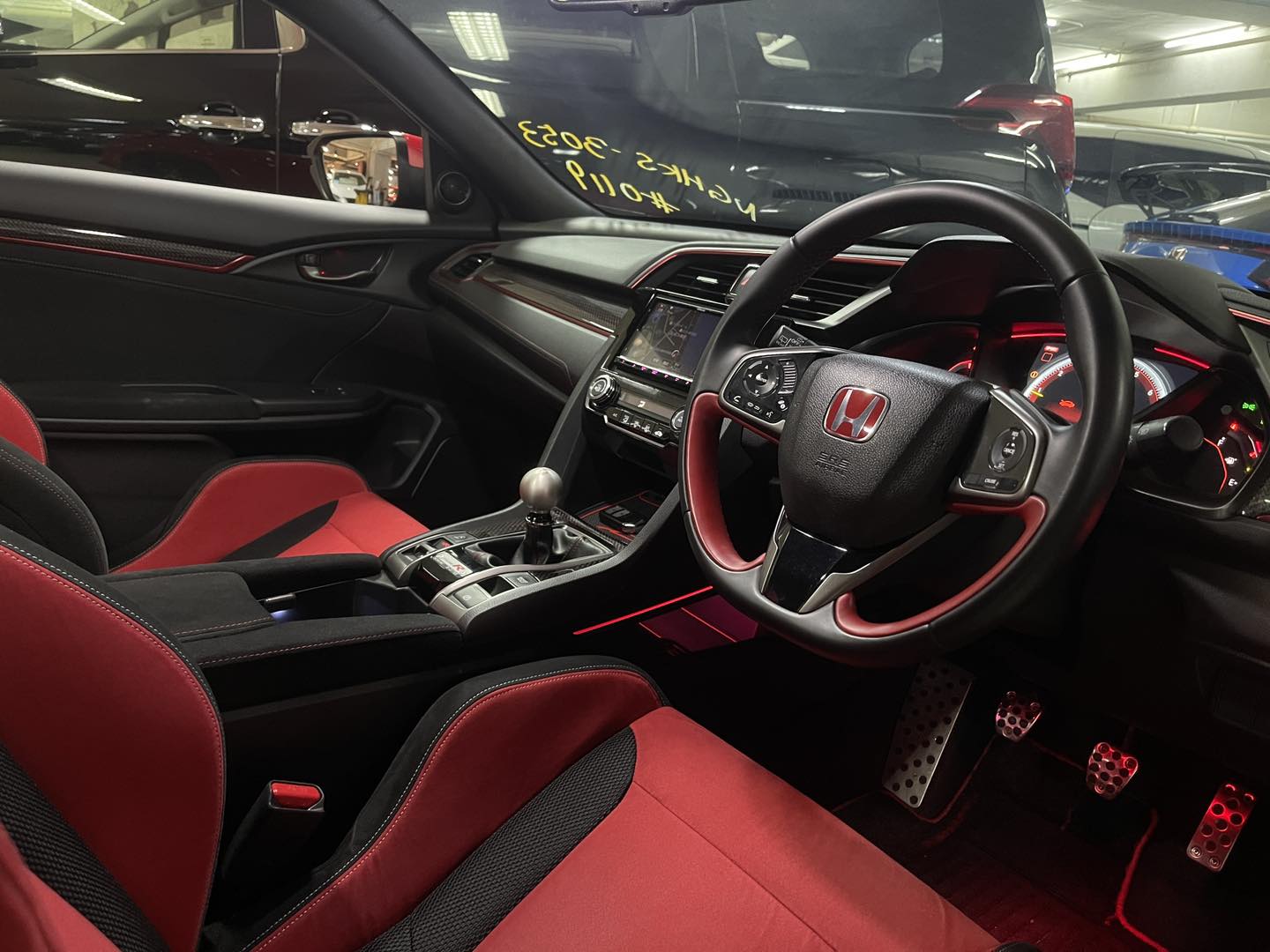 CIVIC TYPE R FK8 (Y'2018 RED MT)
