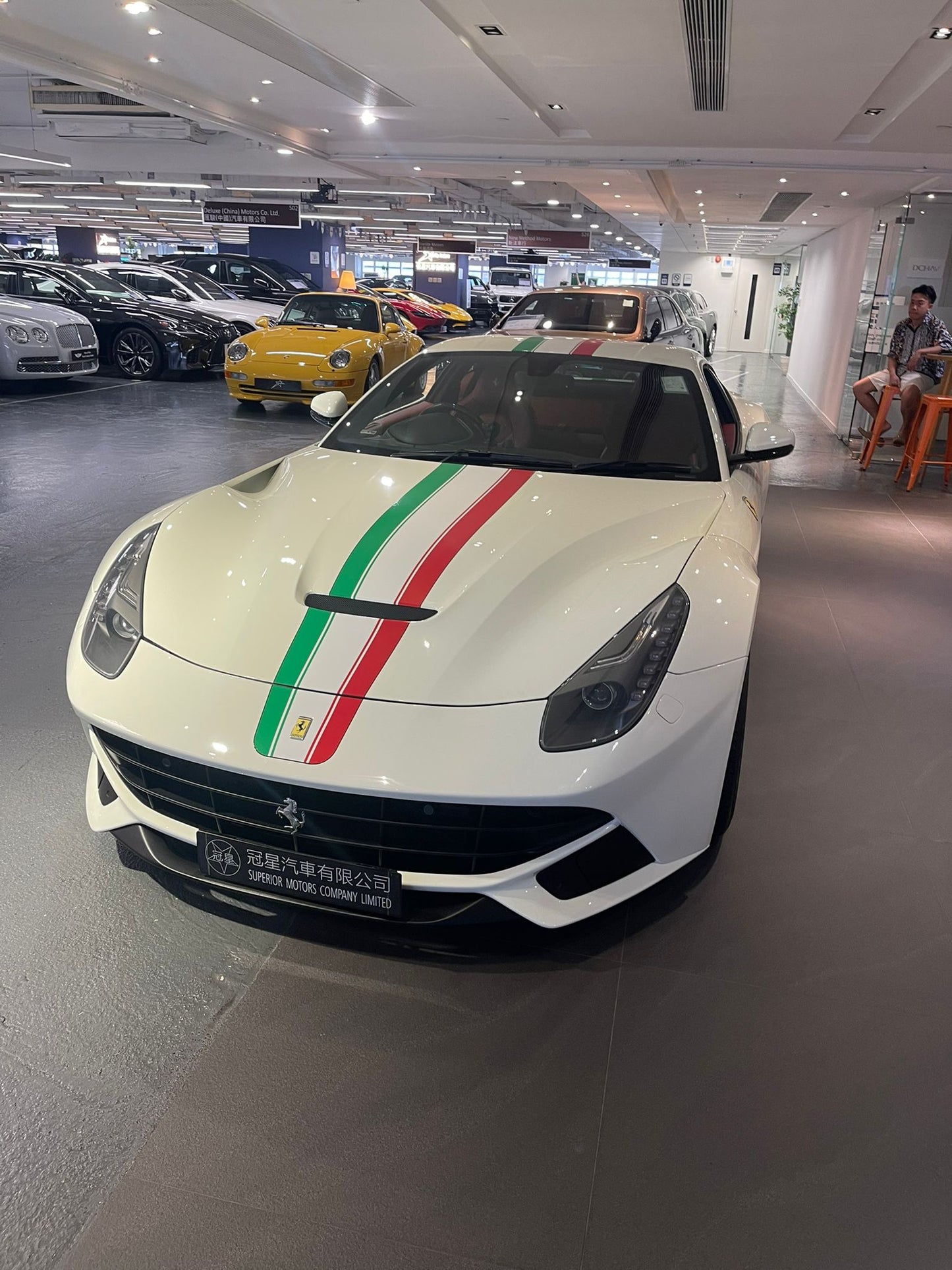 F12 BERLINETTA (Y'2015 O'1 KM'38,000 WHITE AT)