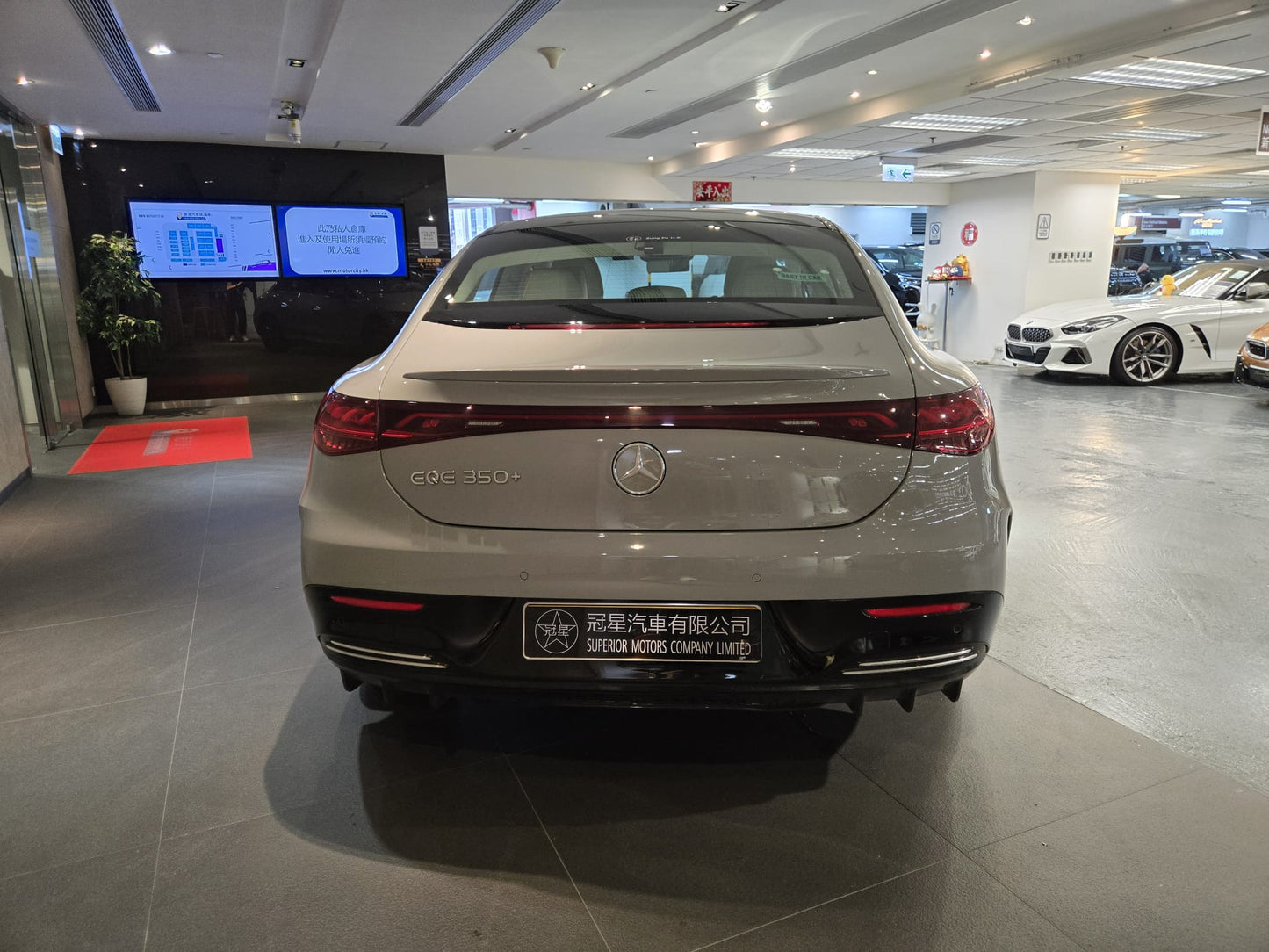 EQE 350+ (Y'2022 O'1 KM'15,000 GRAY AT)