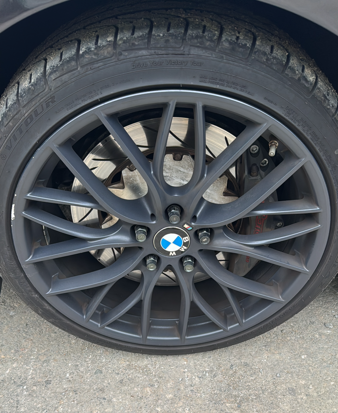 520D (Y'2014 O'2 KM'22,999 DARY GRAY AT)