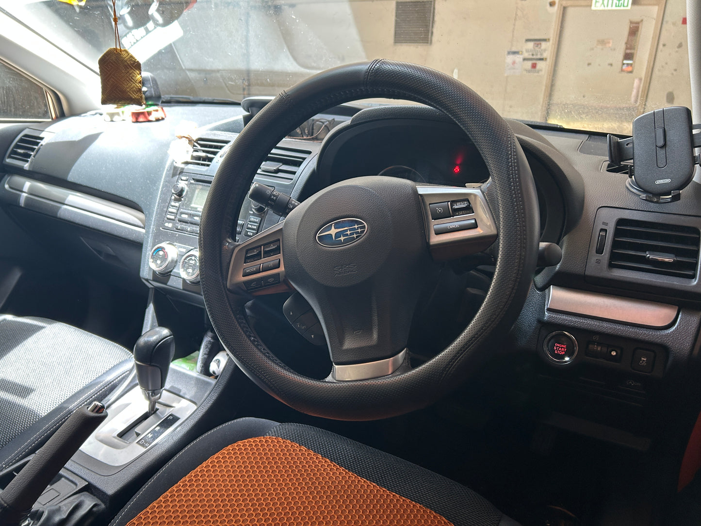 XV (Y'2014 O'2 KM'96,335 ORANGE AT)