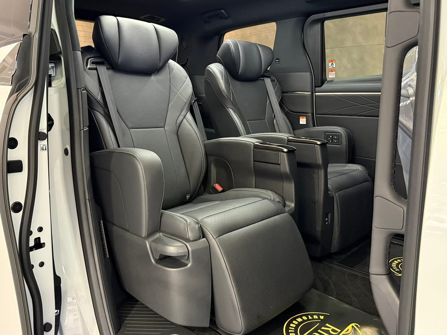 VELLFIRE 2.4T PREIMER (Y'2025 O'0 KM'1,000 WHITE AT)