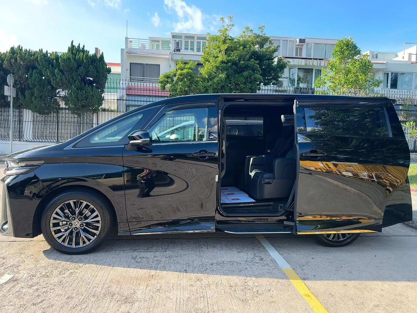 VELLFIRE 2.4 TURBO (Y'2024 O'0 KM'0 BLACK AT)