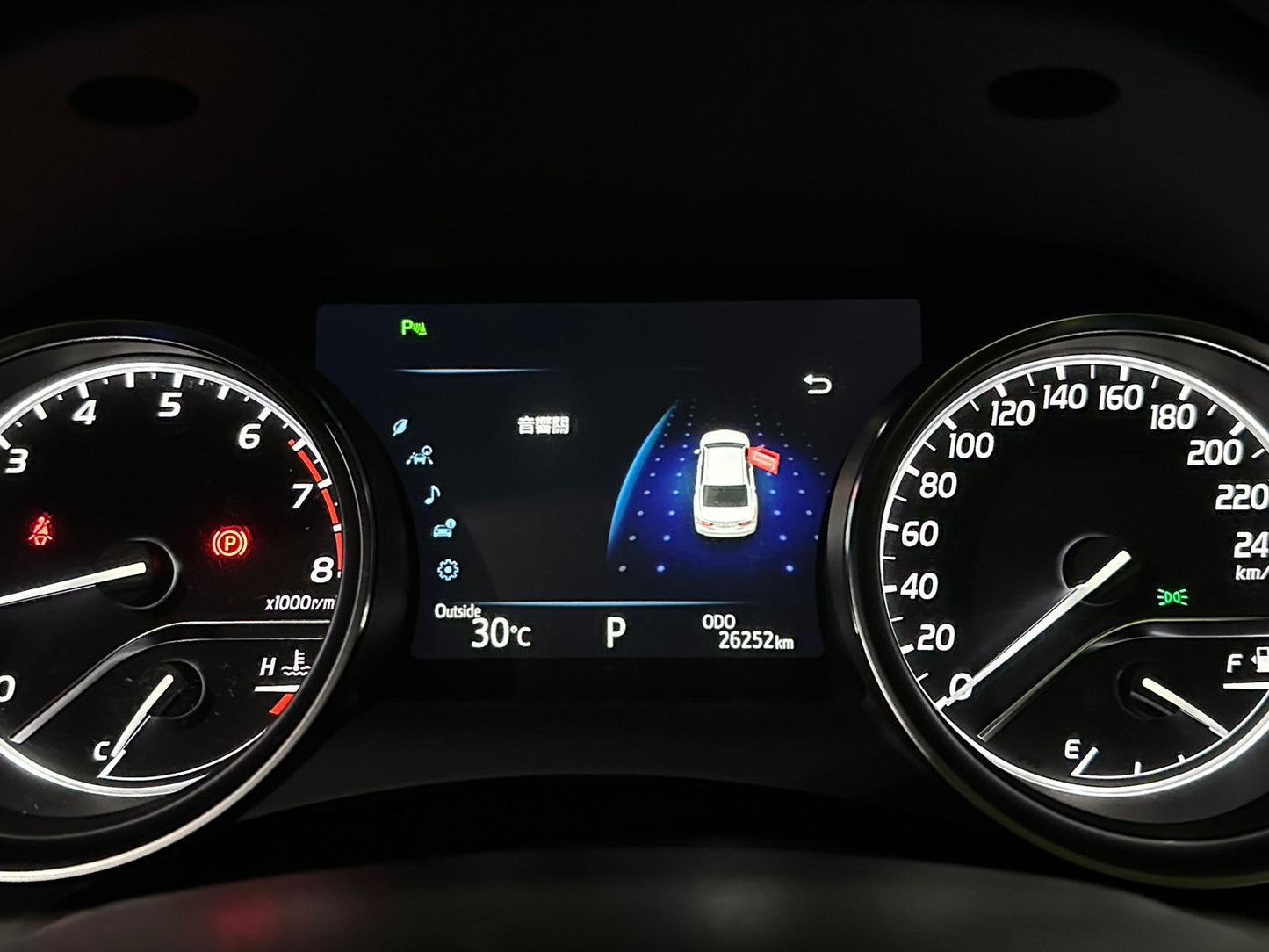 CAMRY (Y'2018 O'2 KM'26,200 WHITE AT)
