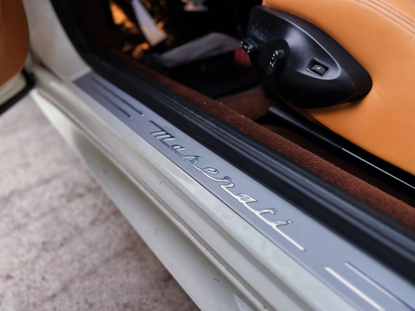 GRANTURISMO S (Y'2012 WHITE AT)