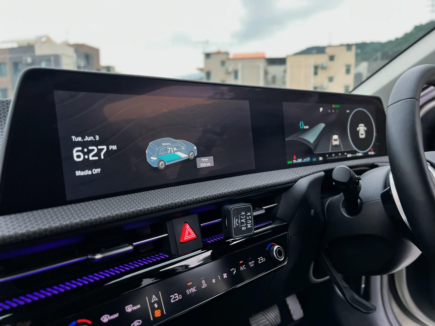 EV6 DELUXE (Y'2022 GRAY GREEN AT)