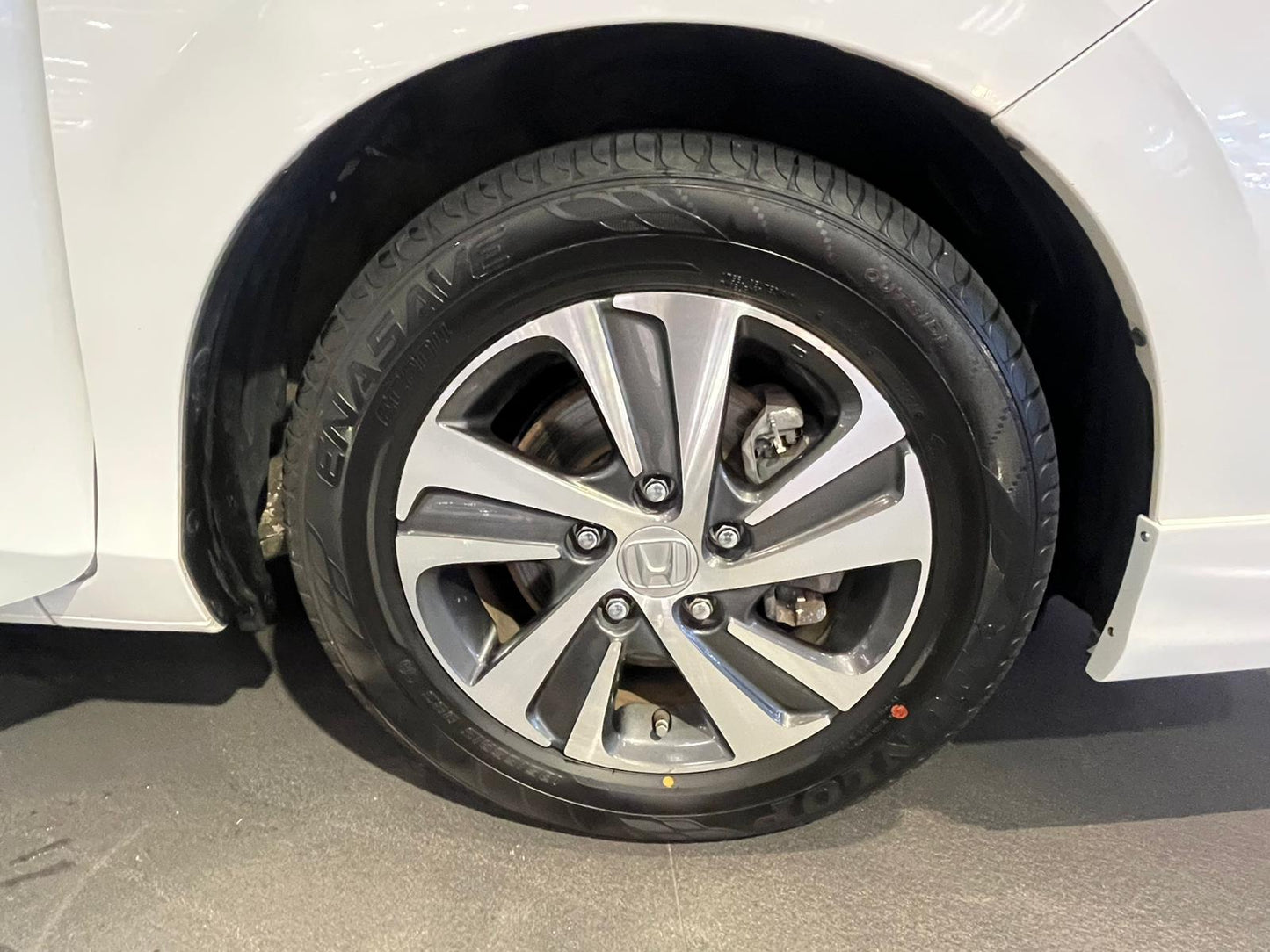 FREED HYBRID EX (Y'2020 O'0 KM'39,000 WHITE AT)
