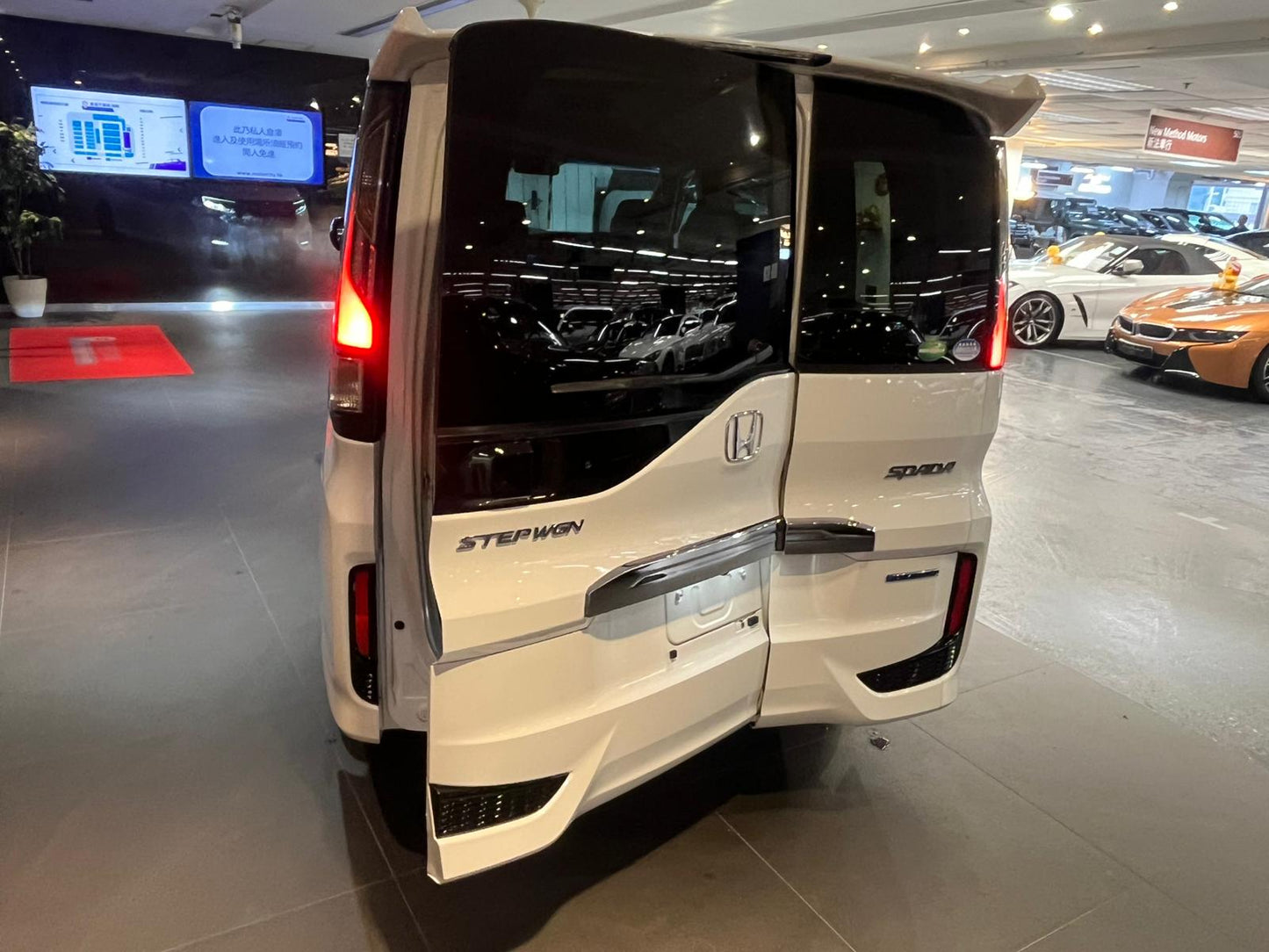 STEPWGN HYBRID EX COOL (Y'2019 O'0 KM'39,000 WHITE AT)