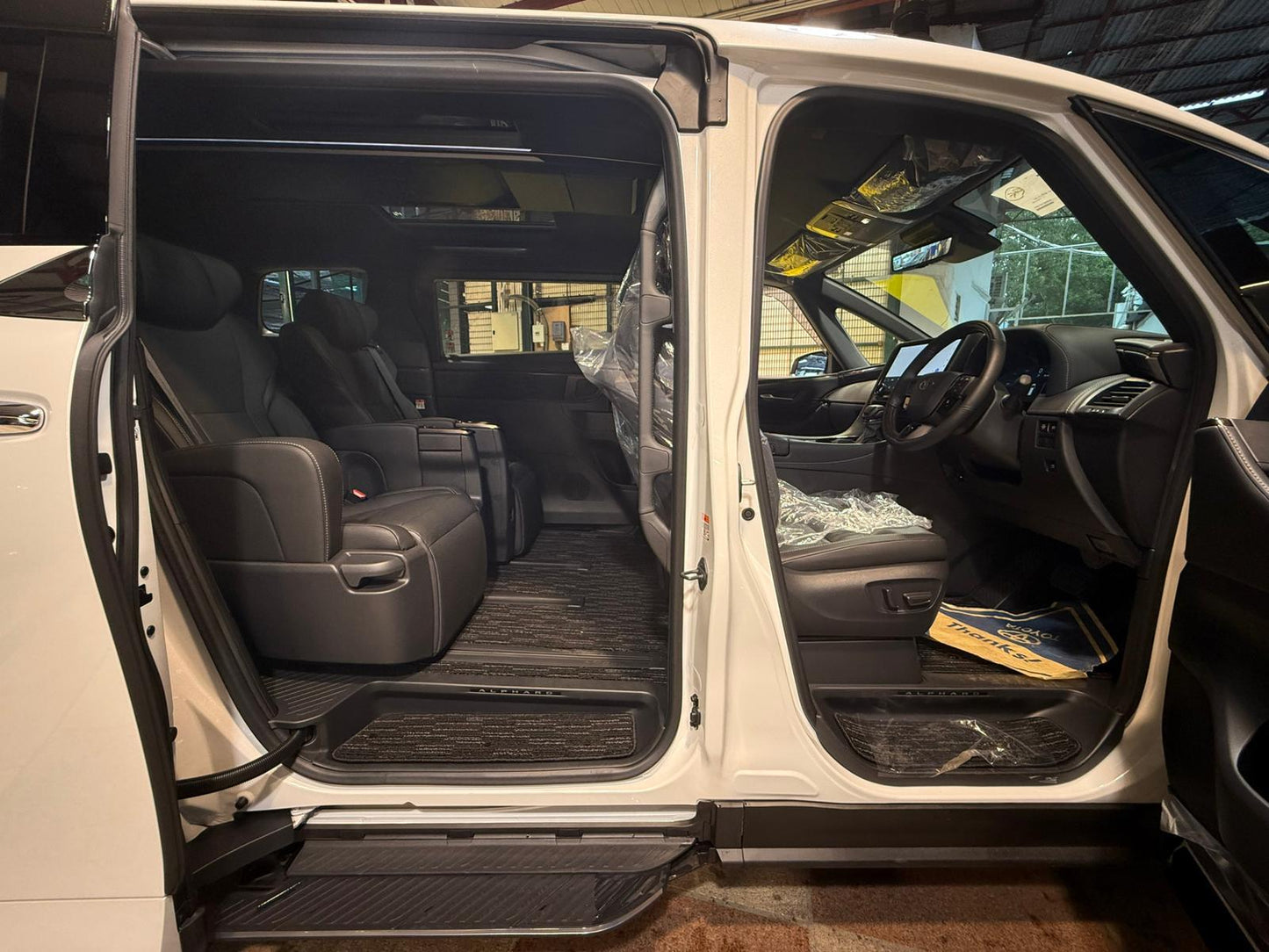 ALPHARD 2.5Z 250 (Y'2025 BLACK AT)