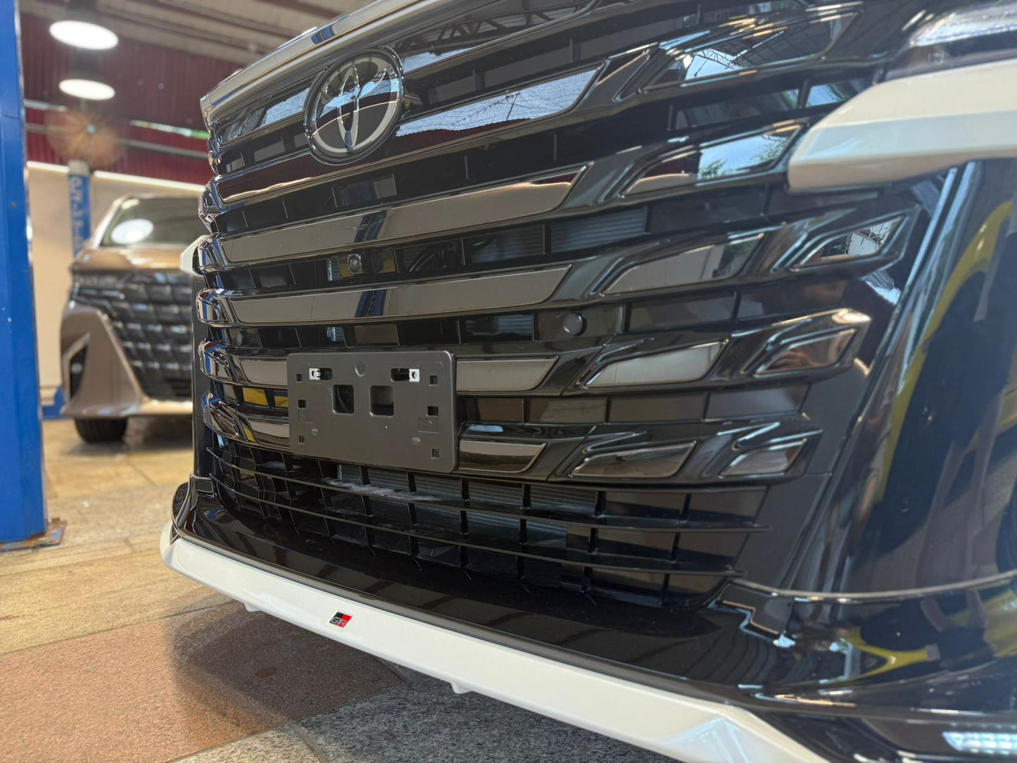VELLFIRE 2.4 TURBO PREMIER (Y'2025 WHITE AT)