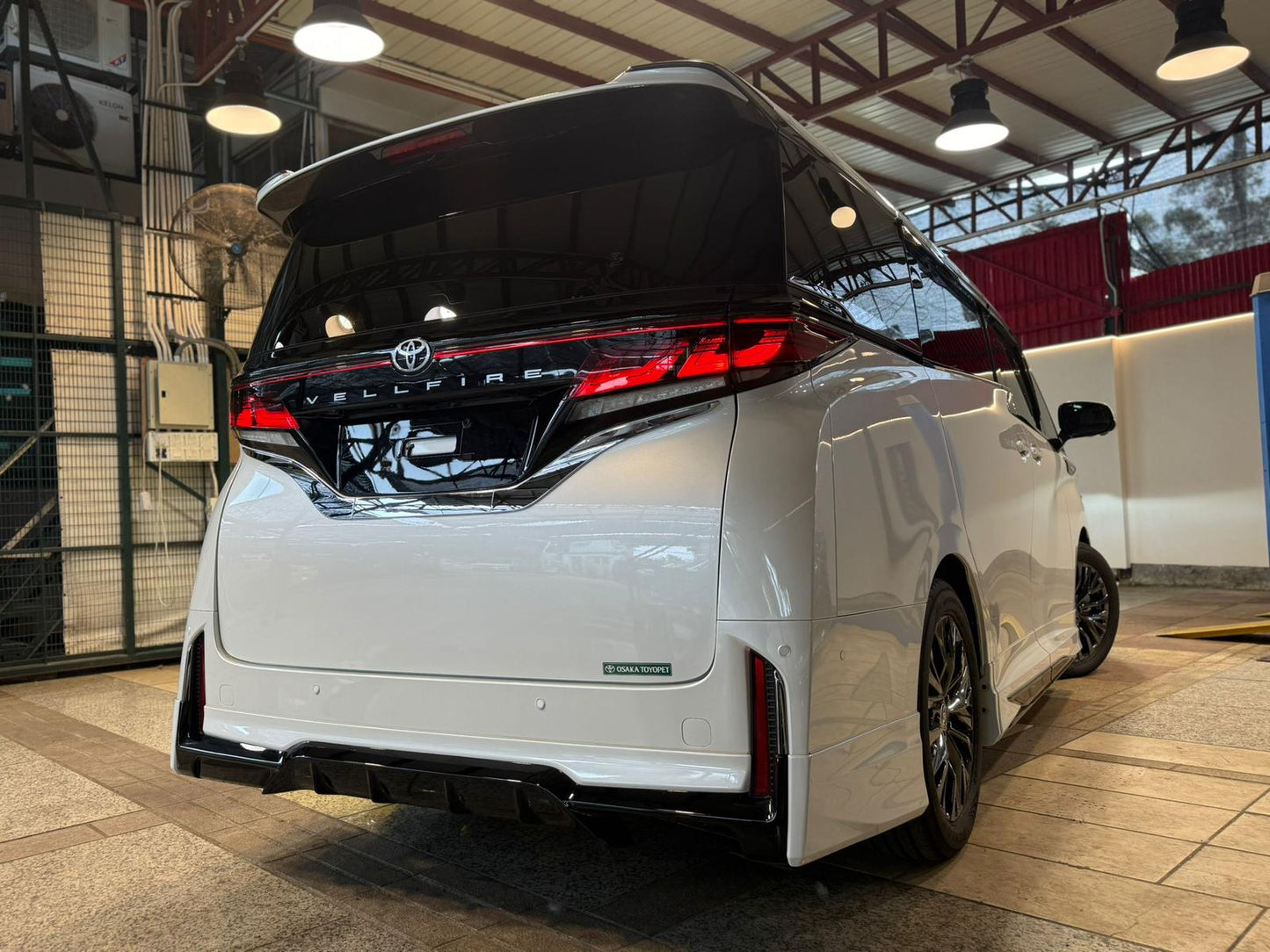 VELLFIRE 2.4 TURBO PREMIER (Y'2025 WHITE AT)
