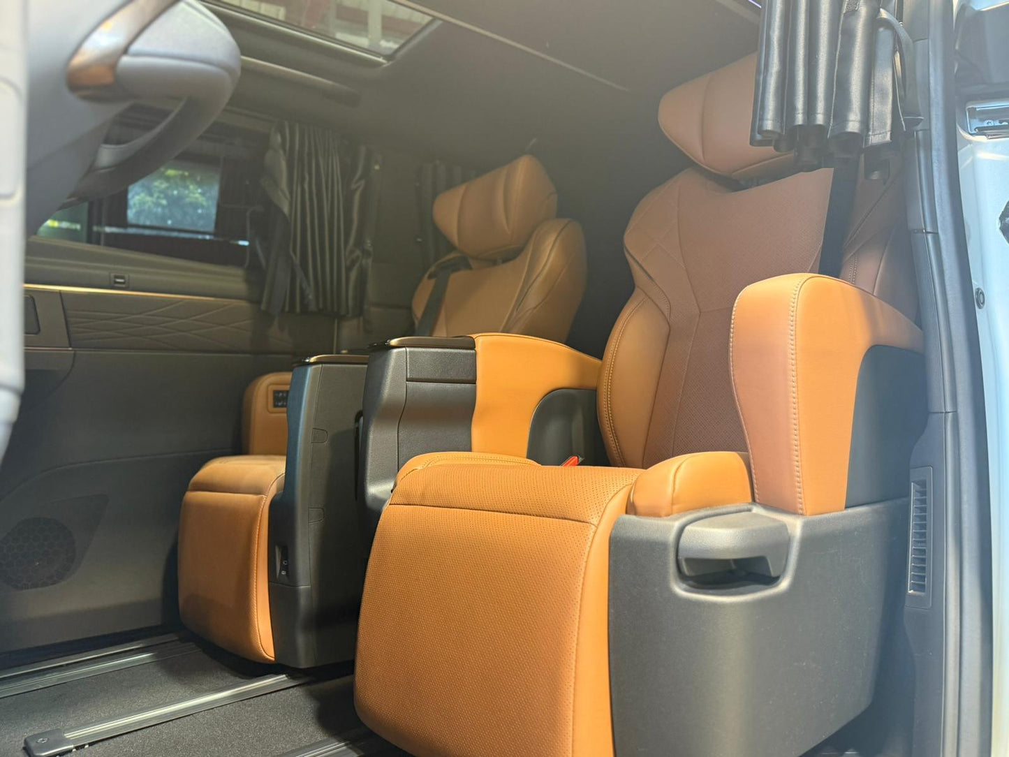 VELLFIRE 2.4 TURBO PREMIER (Y'2025 WHITE AT)