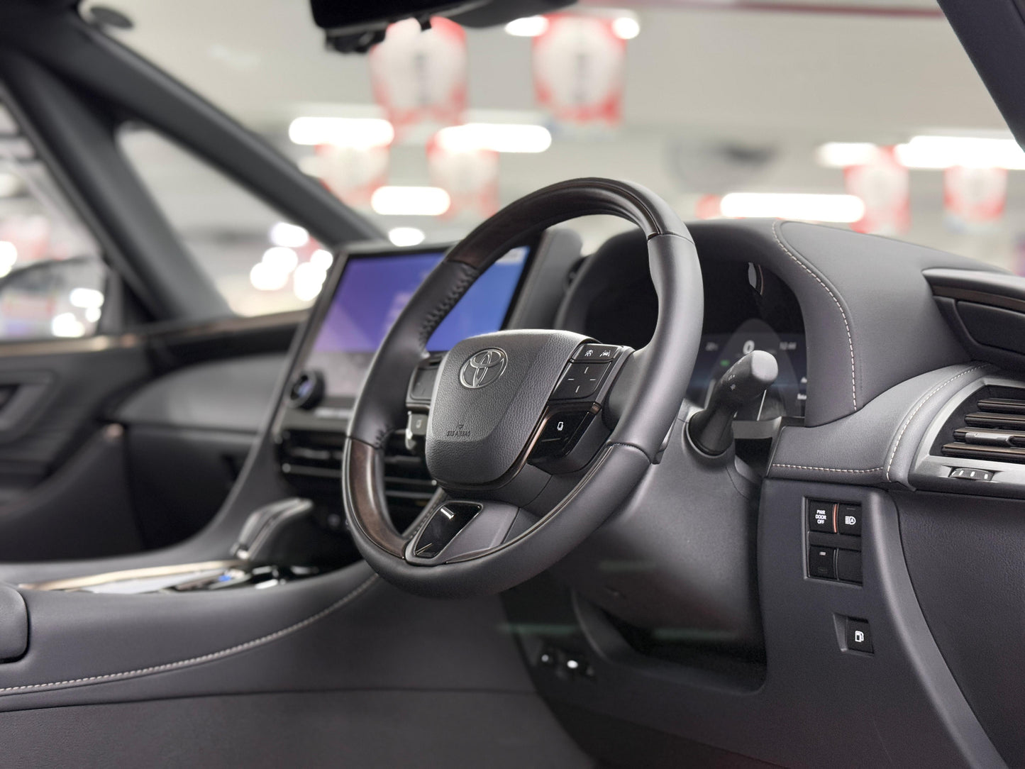 VELLFIRE 2.4 TURBO Z PREMIER (Y'2024 WHITE AT)