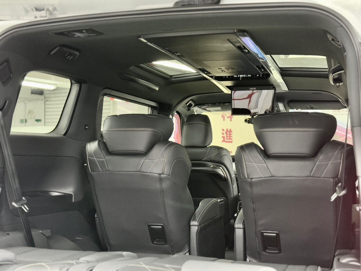 VELLFIRE 2.4 TURBO Z PREMIER (Y'2024 WHITE AT)