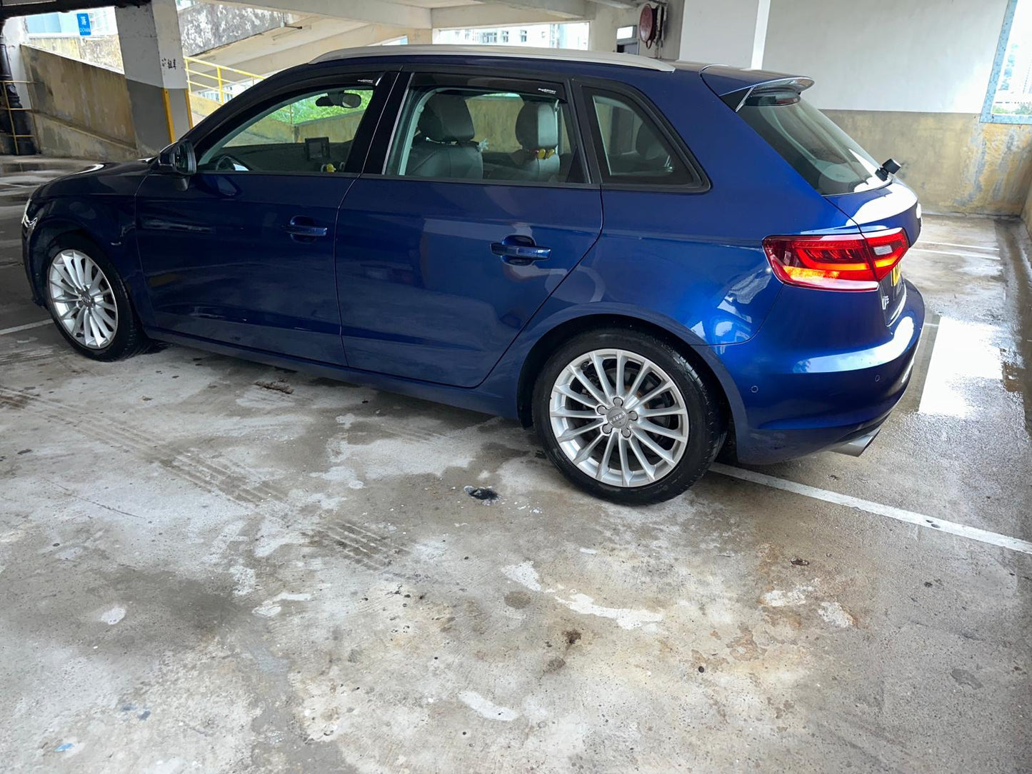 A3 1.4T SPORTBACK (Y'2015 O'1 KM'105,000 BLUE AT)