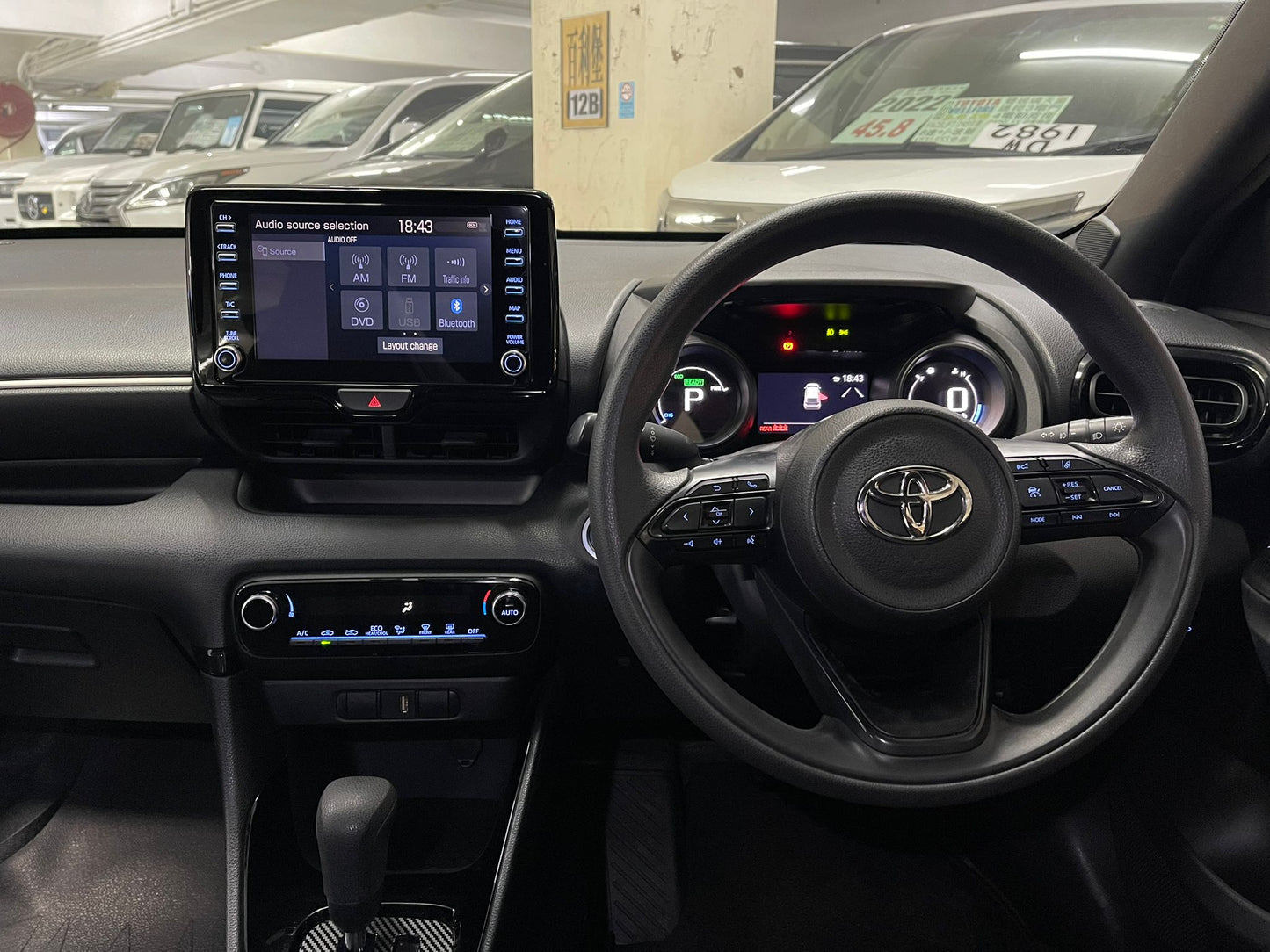 YARIS HYBRID (Y'2021 BLACK AT)