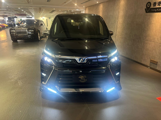 VOXY HYBRID ZSII (Y'2018 KM'39,000 BLACK AT)