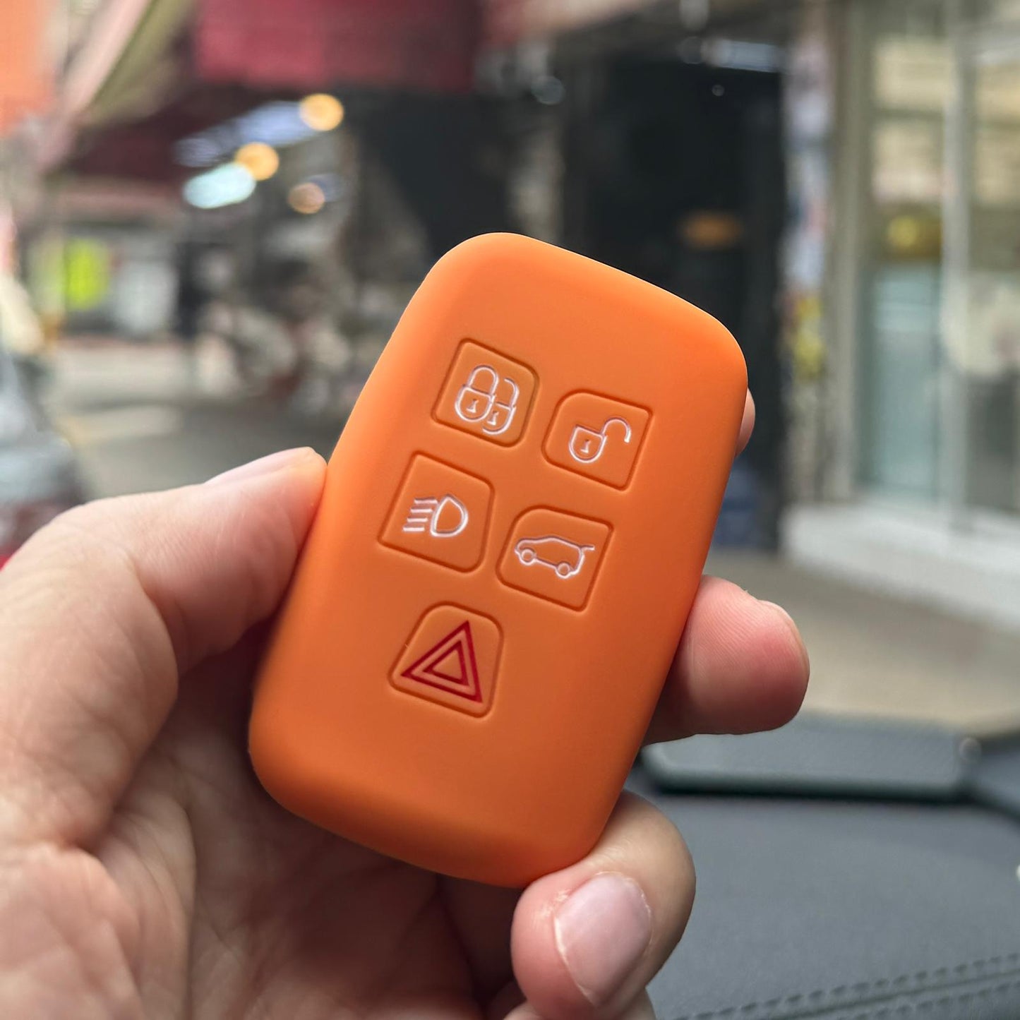 EVOQUE DYNAMIC 5DR (Y'2015 O'2 KM'83,000 ORANGE AT)