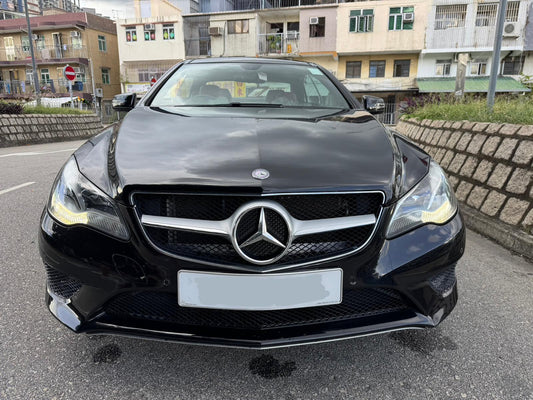 E200 COUPE (Y'2014 O'2 BLACK AT)
